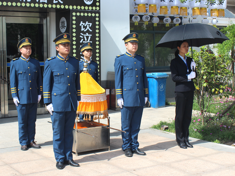 長沙福壽一生殯儀服務(wù)中心有限公司,長沙遺體收斂,長沙喪葬用品,遺體運(yùn)送,殯儀服務(wù),白事一條龍 長沙福壽一生殯儀服務(wù)中心有限公司,長沙遺體收斂,長沙喪葬用品,遺體運(yùn)送,殯儀服務(wù),白事一條龍